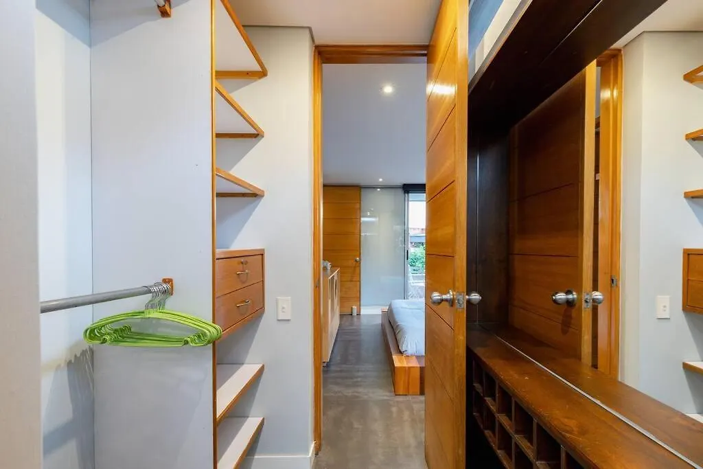 메딜린 El Poblado, Finisterre Ap 801 아파트 0*,